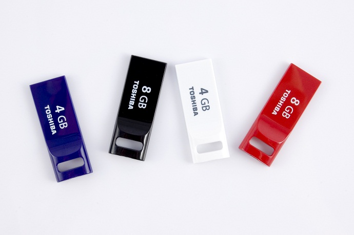 Флешка usb 2.0. Toshiba USB 4gb Mini. Thnu4kj00rh07.