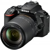Цифрова фотокамера дзеркальна NIKON D5600 kit AF-P 18-140мм