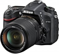 Цифрова фотокамера дзеркальна Nikon D7100 kit AF-S DX 18-140 мм VR