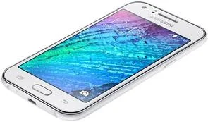 Фото: Смартфон Samsung Galaxy J1 Ace J110H White (SM-J110HZWDSEK) № 2 | KTC