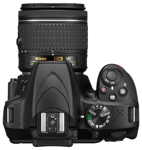 Цифрова фотокамера дзеркальна Nikon D3400 kit AF-S DX 18-105 мм VR