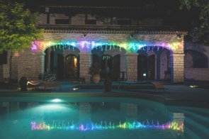 Гірлянда Twinkly Smart LED Icicle RGBW 190, BT+WiFi, Gen II, IP44 кабель прозорий (TWI190SPP-TEU)