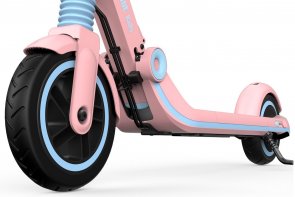 Електросамокат Ninebot by Segway E8 Pink (AA.00.0002.29)