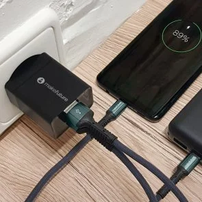 Фото: Зарядний пристрій MakeFuture 2.4A 2USB Auto-ID Black (MCW-22BK) № 4 | KTC
