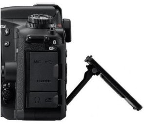 Цифрова фотокамера дзеркальна Nikon D7500 Body (VBA510AE)