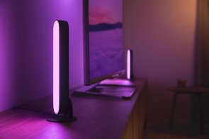 Лампа Philips Hue Play Black Kit (915005939101)