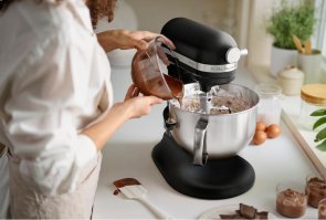 Планетарний міксер KitchenAid Mixer Bowl-Lift 5.6L - Artisan 5KSM60SPX Matte Black (5KSM60SPXEBM)