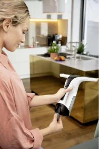 Фото: Мийник вікон Karcher WV 4-4 Plus no Battery (1.633-540.0) № 2 | KTC