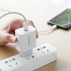Фото: Зарядний пристрій BOROFONE BA38A Plus Speedy PD 20W White (BA38AW) № 4 | KTC