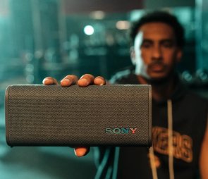 Портативна колонка Sony ULT Field 3 Black (SRSULT30B.E)