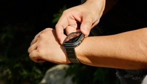 Фото: Чохол Pitaka for Apple Watch 10 46mm - Air Black/Grey № 10 | KTC