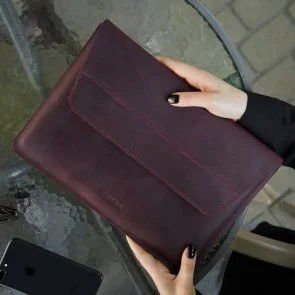 Фото: Чохол INCARNE Line - MacBook Neo 13 Burgundy (line-burgundy-neo-13) № 4 | KTC