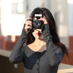 Фото: Лампа відеосвітло Ulanzi Vijim F12 Mini Camera Flash Speedlite UV-L044GBB2 F12 (L044GBB2) № 14 | KTC