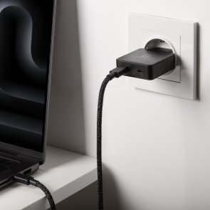 Зарядний пристрій Native Union Pocket GaN PD 65W Black (POCK-PD65-BLK-EU)
