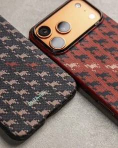 Фото: Чохол Pitaka for Apple iPhone 17 Pro - Edge Ultra-Slim Happiness Rides Ebony (HR1707P) № 8 | KTC