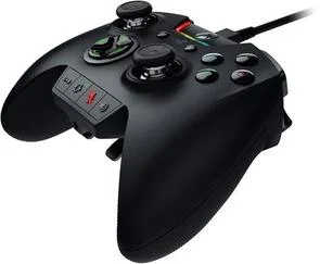Геймпад Razer Wolverine Ultimate RZ06-02250100-R3M1
