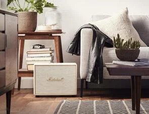 Фото: Портативна колонка Marshall Loudest Woburn Multi-Room Cream (4091925) № 5 | KTC