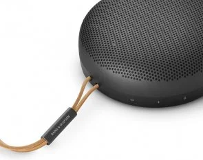 Фото: Портативна колонка Bang & Olufsen Beosound A1 2nd Gen Black Anthracite (1734002) № 7 | KTC