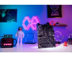 Фото: Материнська плата MSI MPG X670E Carbon WIFI (911-7D70-001) № 5 | KTC