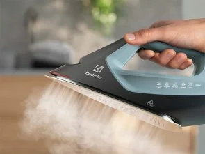 Фото: Праска з парогенератором Electrolux Renew 800 (E8ST2-8OG) № 5 | KTC