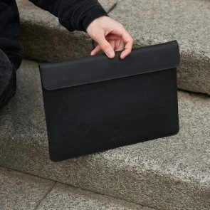 Фото: Чохол INCARNE Klouz 14 - MacBook Pro13 2012-2015 / Pro14 2021-2024 Black № 7 | KTC