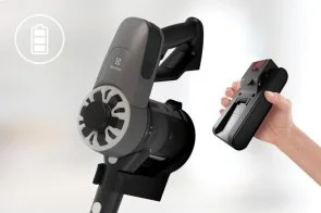Фото: Ручний бездротовий пилосос Electrolux EP31CB21GP 300 Cordless cleaner № 4 | KTC