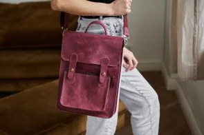 Фото: Рюкзак для ноутбука INCARNE Brit S Burgundy № 10 | KTC