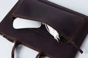 Фото: Чохол INCARNE Maryland a15 - MacBook Air15 2023-2024 Brown № 6 | KTC