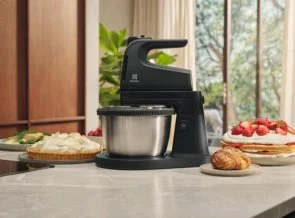 Фото: Міксер стаціонарний Electrolux 500 Series (ESM4B) № 7 | KTC