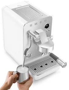Фото: Ріжкова кавоварка Smeg Espresso coffee machine White (EMC02WHMEU) № 11 | KTC