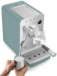 Фото: Ріжкова кавоварка Smeg Espresso coffee machine Emerald Green (EMC02EGMEU) № 11 | KTC
