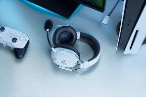 Фото: Гарнітура Razer BlackShark V3 Pro for Playstation Wireless White (RZ04-05400600-R3G1) № 6 | KTC