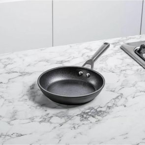 Сковорода Ninja ZEROSTICK Premium 20cm (C30020DE)