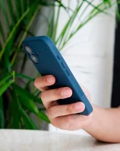 Фото: Чохол Native Union for Apple iPhone 17 - RE Classic Navy (RECLA-NAV-NP25) № 4 | KTC