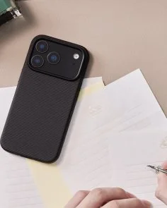 Фото: Чохол Pitaka for Apple iPhone 17 Pro - Aramid UltraGuard Twill Black/Grey (KI1701PB) № 5 | KTC