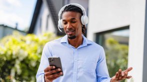 Гарнітура Logitech Zone Wireless 2 ES Off-White (981-001508)