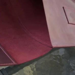 Фото: Чохол INCARNE Line - MacBook Neo 13 Burgundy (line-burgundy-neo-13) № 5 | KTC