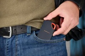 Фото: Зовнішній SSD-накопичувач SanDisk Extreme Portable V3 1TB Blue (SDSSDE70-1T00-G25) № 6 | KTC