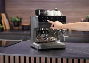 Фото: Ріжкова кавоварка Hisense HSACM20LP (747568) № 11 | KTC
