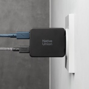 Зарядний пристрій Native Union Pocket GaN PD 65W Black (POCK-PD65-BLK-EU)