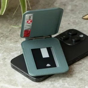Фото: Чохол для пластикових карт Native Union for iPhone - Active Stand Magnetic Slate Green (ACT-GRN-WAL) № 8 | KTC