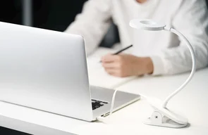 Фото: Настільна лампа Yeelight LED Charging Clamp Table Lamp White 5W № 5 | KTC