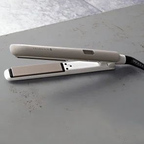 Фото: Випрямляч волосся Remington S8901 Hydraluxe № 2 | KTC
