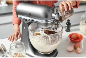Фото: Планетарний міксер KitchenAid Mixer tilt-head 4.8L Artisan 5KSM125 Silver (5KSM125ECU) № 9 | KTC