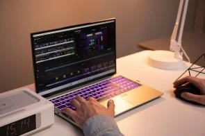 Фото: Ноутбук 2E Complex Pro 15 NS51PU-15UA33 Silver - 15.6" IPS 60 Гц / Intel Core i5 / i5-1240P / DDR4 32 ГБ / PCI-E SSD 1 ТБ / Intel Iris Xe Graphics № 14 | KTC
