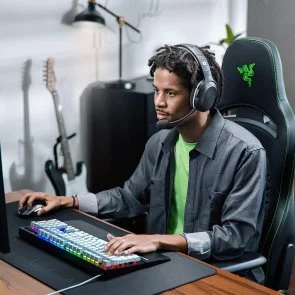 Фото: Гарнітура Razer Barracuda X 2022 Roblox Edition (RZ04-04430400-R3M1) № 7 | KTC