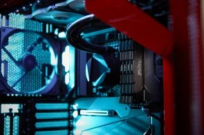 Фото: Оперативна пам’ять Kingston FURY (ex. HyperX) Renegade DDR4 2x32GB (KF436C18RB2K2/64) № 7 | KTC