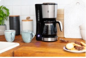 Крапельна кавоварка Russell Hobbs Compact Home (24210-56)