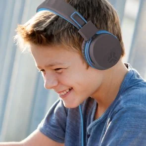 Фото: Гарнітура JLAB JBuddies Studio Kids Graphite/Blue (IEUHJKSTUDIORGRYBLU6) № 7 | KTC