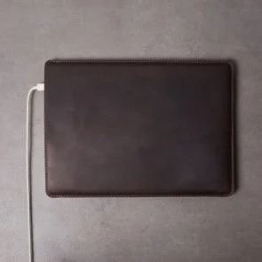 Фото: Чохол INCARNE Free Port Plus a15 - MacBook Air 15 2023-2024 Brown № 4 | KTC